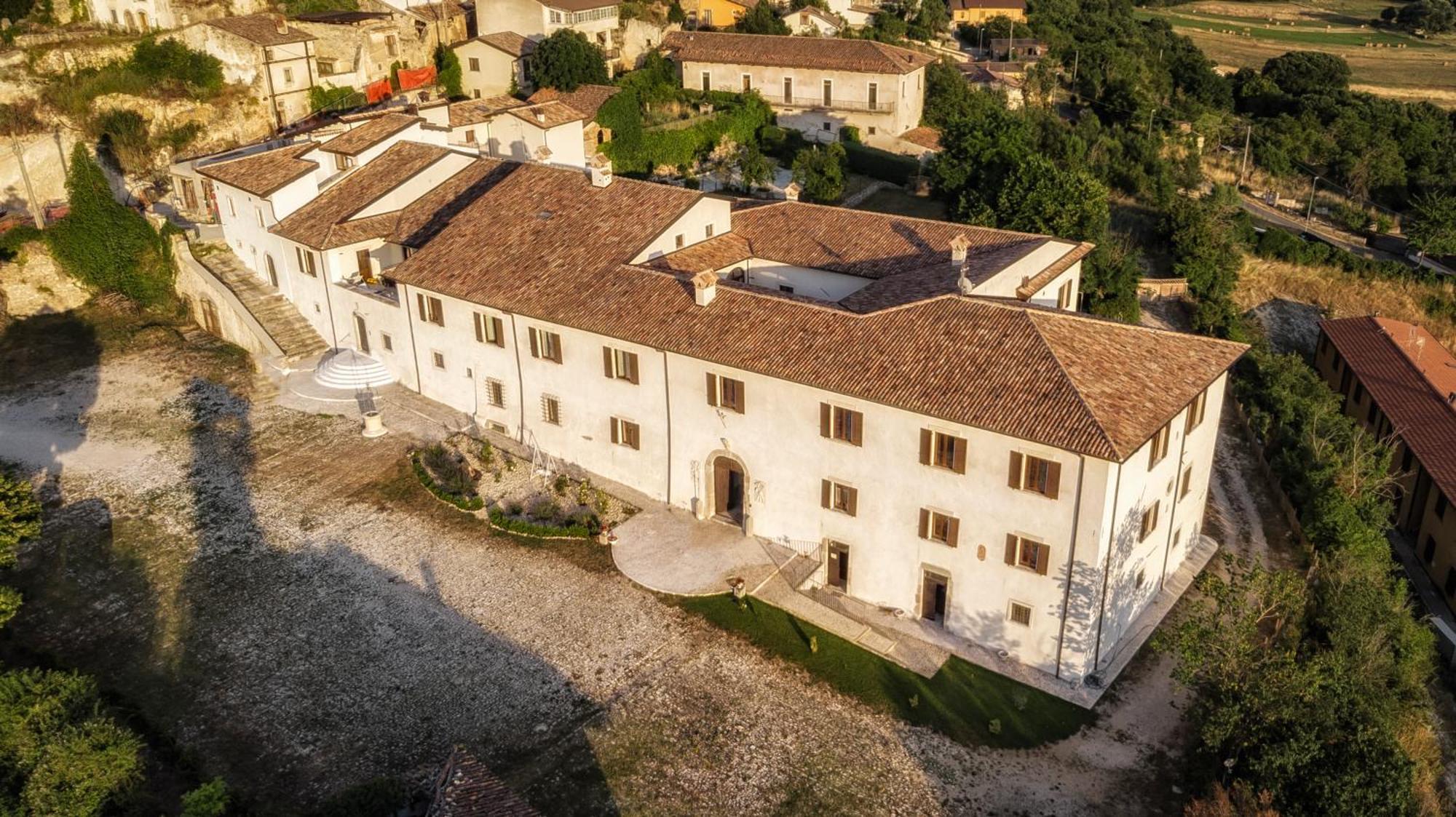 Palazzo Palitti Bed and Breakfast Roio Eksteriør billede